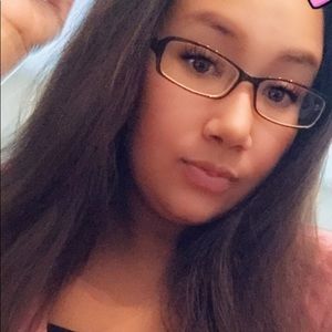 Meet your Posher, Dezere